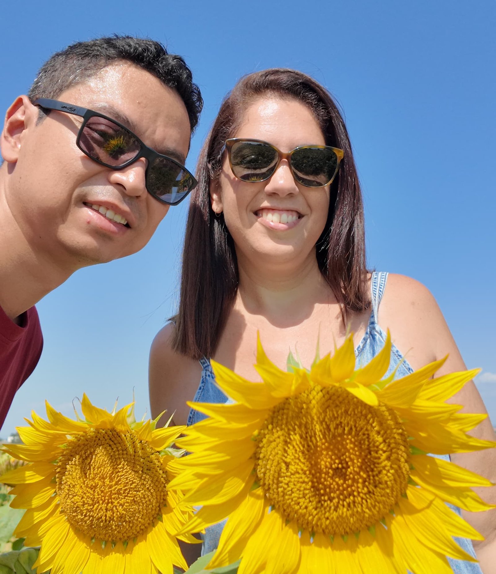 Retrato de Carlos y Larissa, fundadores de MitsuMira